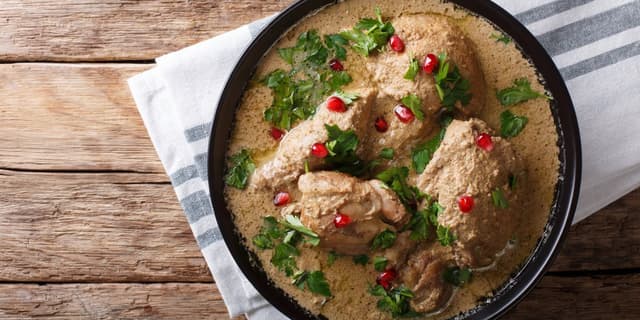 Сациві з куркою